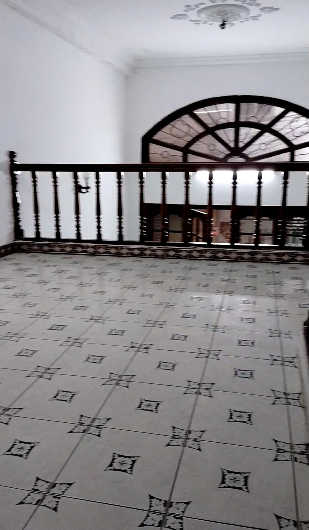 Cho thuê nhà ngõ 102 Trường Chinh, 4.5 tầng x 35m2, 12 Triệu làm kho, KD online, văn phòng - Ảnh 2